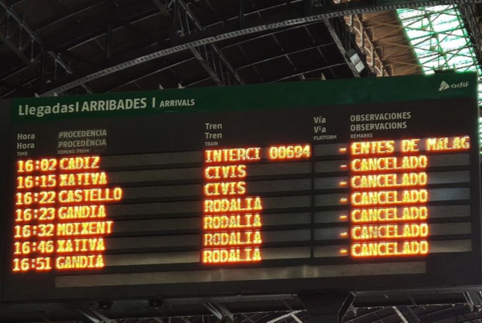 Un principi d’acord en el sector ferroviari desconvoca la vaga