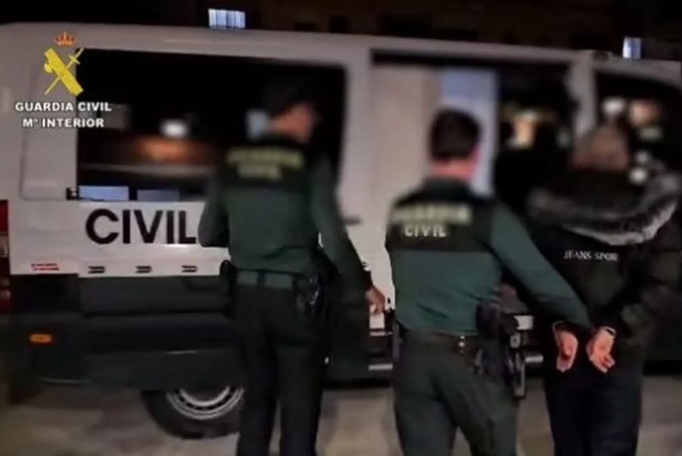 Un home detingut a Torrent per sostreure gasoil de camions