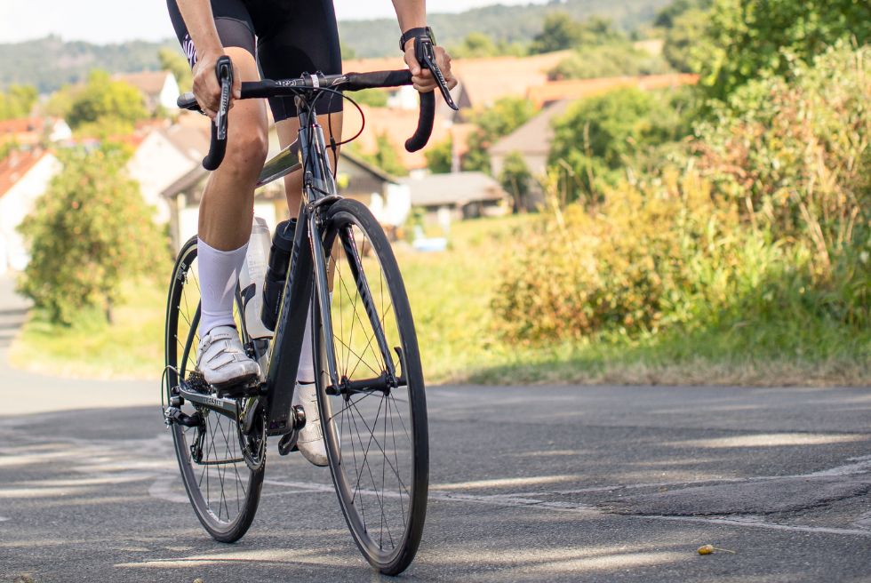 Xinxetes a la carretera: alerta per la seguretat dels ciclistes a Tàrbena