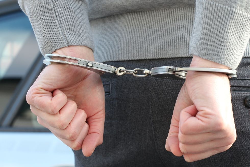 Detinguts cinc implicats en l’estafa a una dona amb Alzheimer