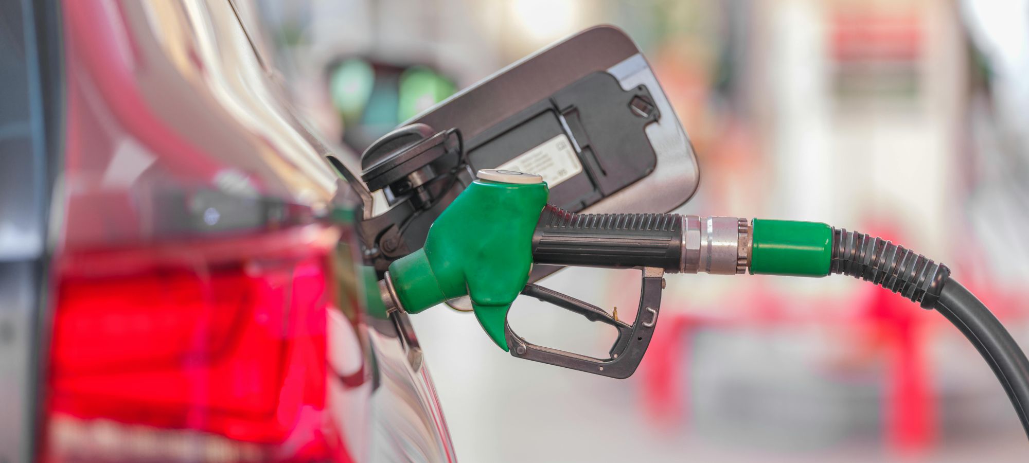 Baixada del preu del combustible a la Comunitat 