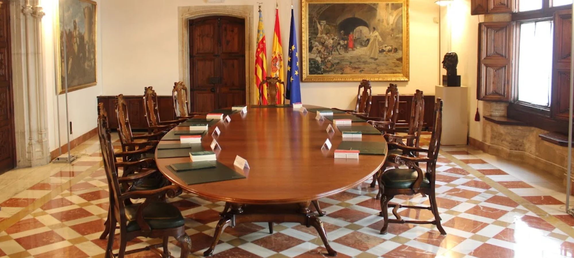 La GV estudia mesures per a pal&middot;liar l&rsquo;impacte de la guerra 