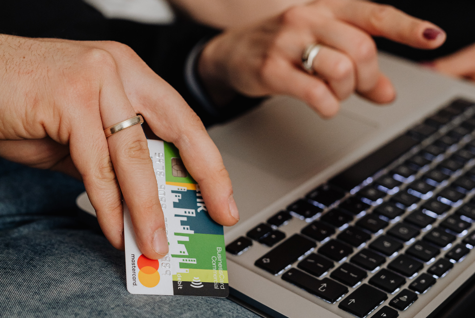 Tres anys de presó per a l’expresident d’una AMPA d’Alacant