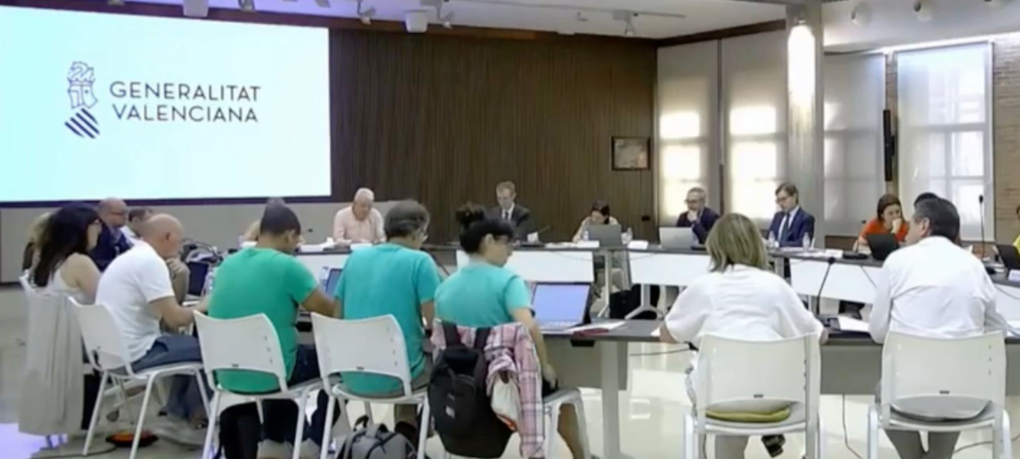 Educaci&oacute; enviar&agrave; una proposta despr&eacute;s d'acostar posicions