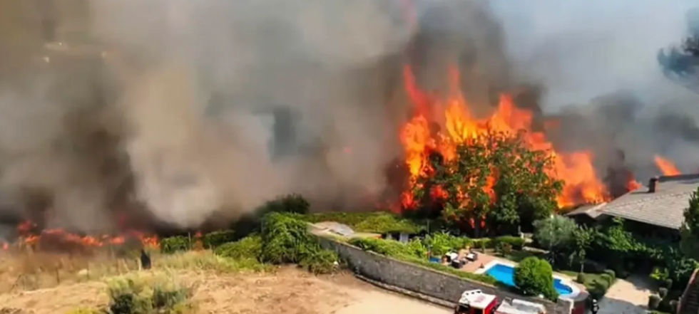 Bombers valencians ajuden a apagar els incendis de Madrid i &Agrave;vila