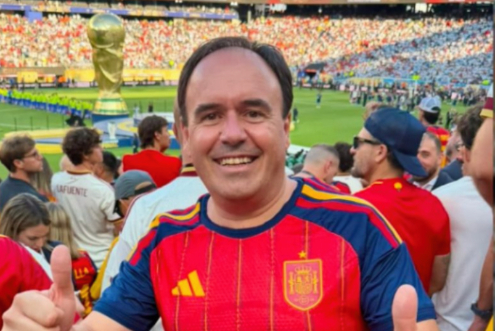 Compromís porta a Antifrau l'entrada de 21.000 euros de Pérez Llorca per a la final del Mundial