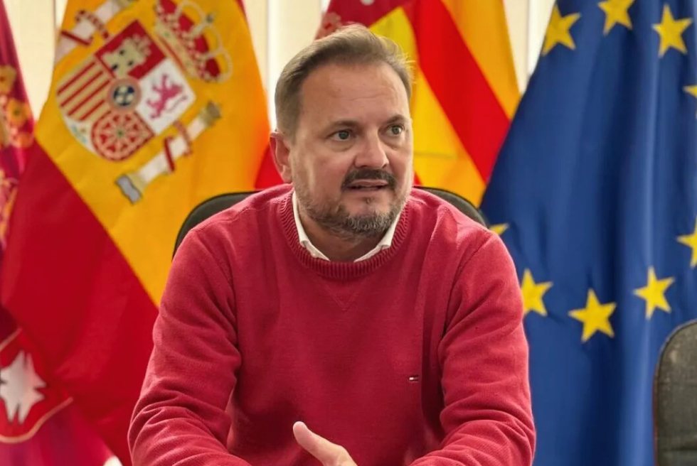 L'alcalde de Silla i dos policies locals, citats a juí per les presumptes amenaces a una veïna